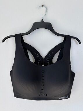 Victoria’s Secret Sport 36DD Black Angel Max Laser Cut Sports Bra Workout Gym